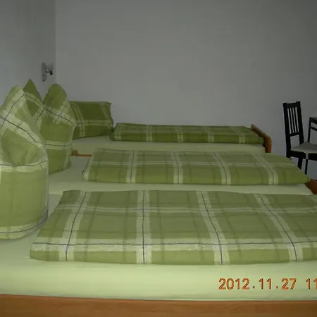 Haus Schlenz Apartman